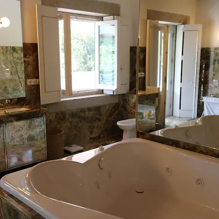 Casa Dos Macieis - Entire Main House, Entire Or Separate Wing Of Main House - Camino Santiago Direct Access & Optional Agritourism 别墅